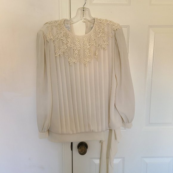 Vintage 90's Lacy Blouse - Picture 1 of 1